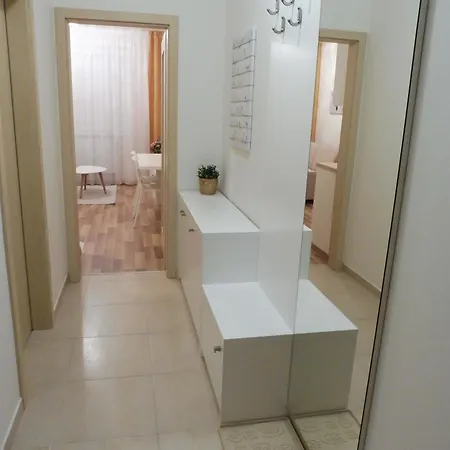 Modern Jegeho - Tipos Arena شقة